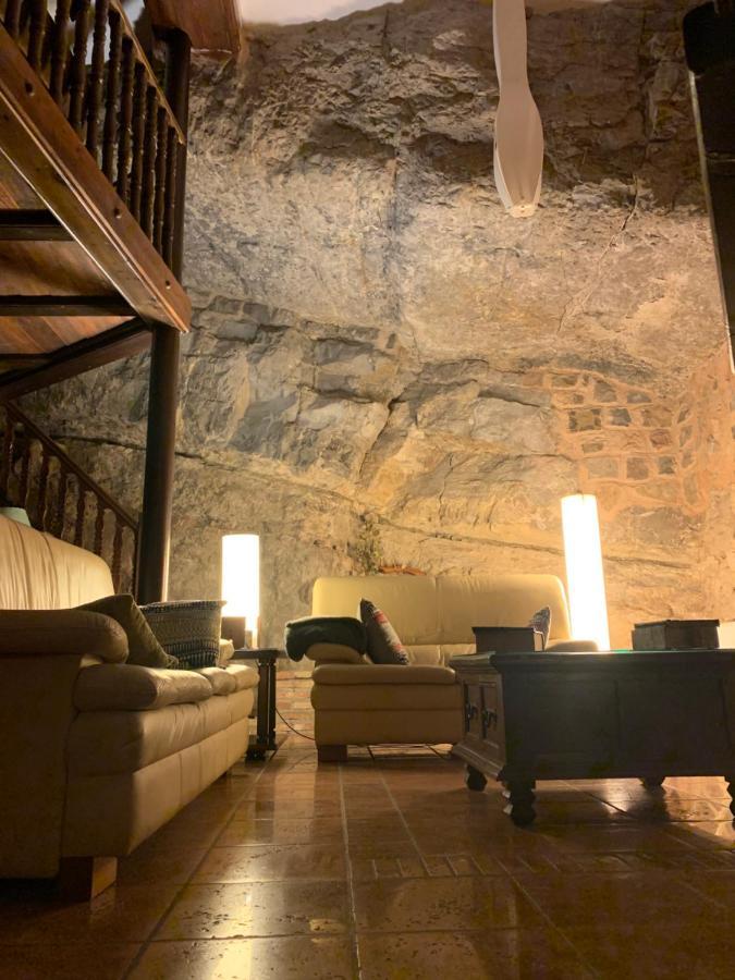 AlbarracínCasa De La Rocaアパートメント エクステリア 写真